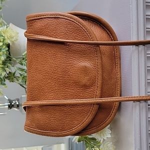 Vintage Stone Mountain English Tan Saddle Flap Crossbody Leather Bag
